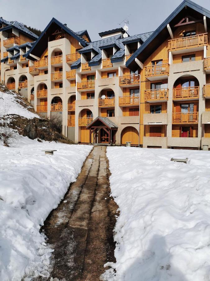 Pluton B63 Apartment Лес дьо Алпс Екстериор снимка