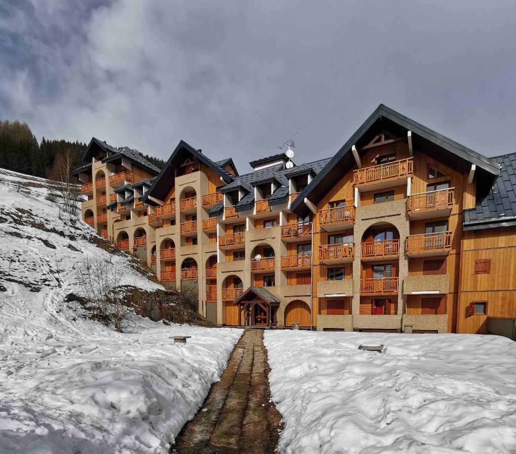Pluton B63 Apartment Лес дьо Алпс Екстериор снимка